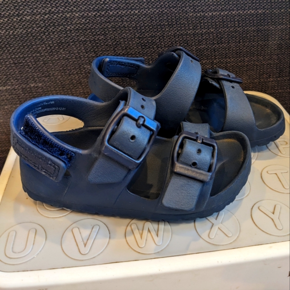 Toddler sandals